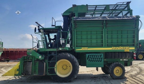 2007 John Deere Cotton Picker for sale — view 2