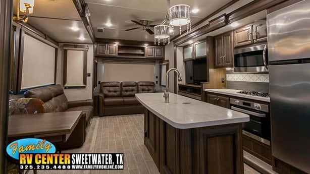 2020 Keystone RV Alpine 3501RL Fifth Wheel Motorhome for sale — view 3
