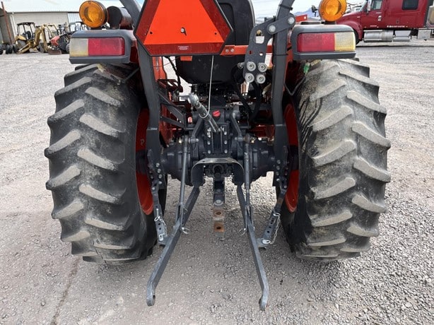 2013 Kubota L4701 Tractor - Wheel for sale — view 5