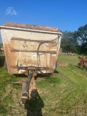 2007 Kuhn Knight Manure - Spreader for sale — view 2