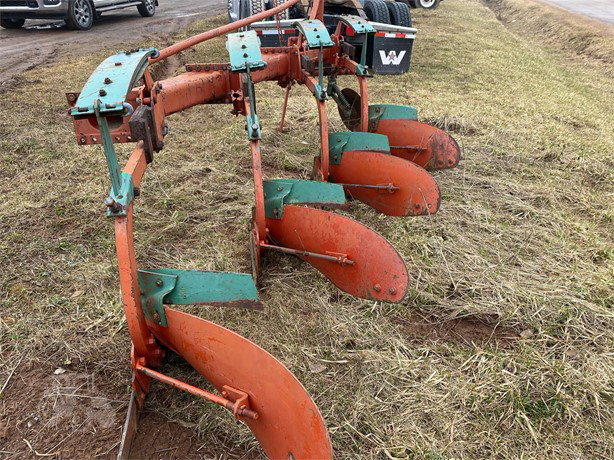 Kverneland B2 Tillage - Plough for sale — view 3