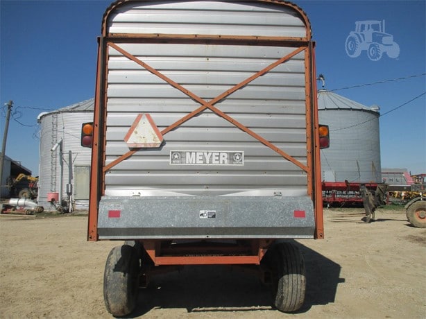 Meyer Harvest - Forage Wagon for sale — view 3