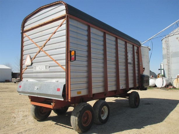 Meyer Harvest - Forage Wagon for sale — view 4