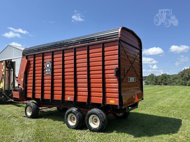1999 Meyer Harvest - Forage Wagon for sale — view 3