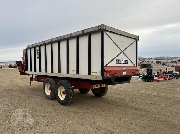 2015 Meyer Harvest - Forage Wagon for sale — view 2