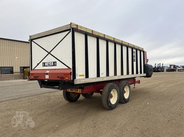 2015 Meyer Harvest - Forage Wagon for sale — view 4