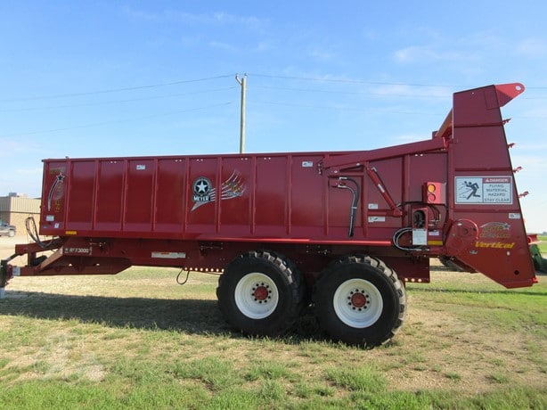 2022 Meyer Manure - Spreader for sale — view 2