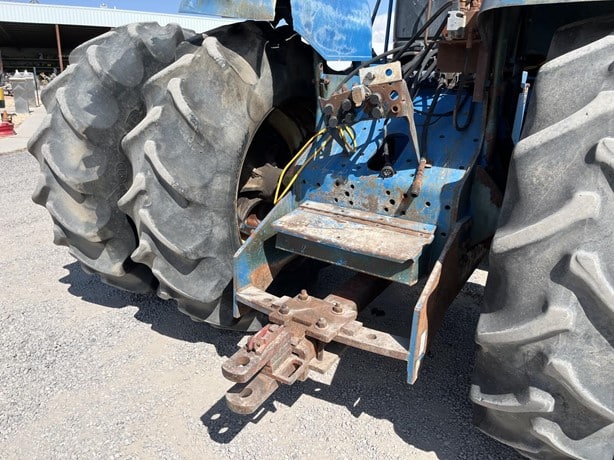 1995 New Holland Tractor - Wheel for sale — view 5