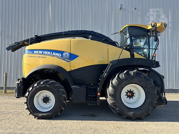2017 New Holland FR780 Harvester - Forage for sale — view 3