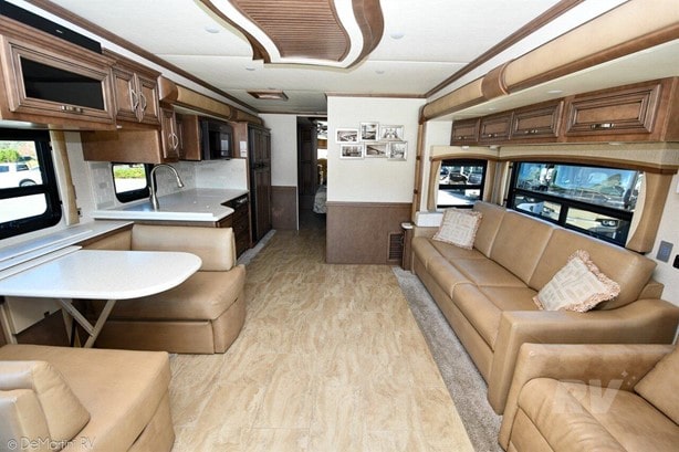 2021 Newmar KOUNTRY STAR 3412 Class A - Diesel Motorhome for sale — view 3