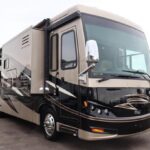 2013 Newmar VENTANA 3433 Class A - Diesel Motorhome for sale — view 2