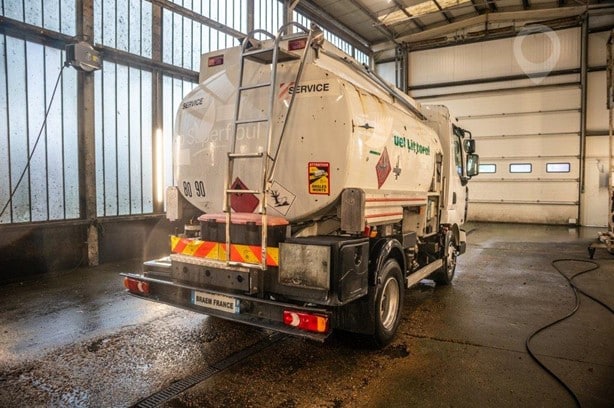 2006 Renault Tanker Truck - Fuel for sale — view 3
