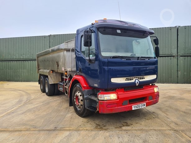 2005 Renault Kerax 320 Tipper Truck for sale — view 3