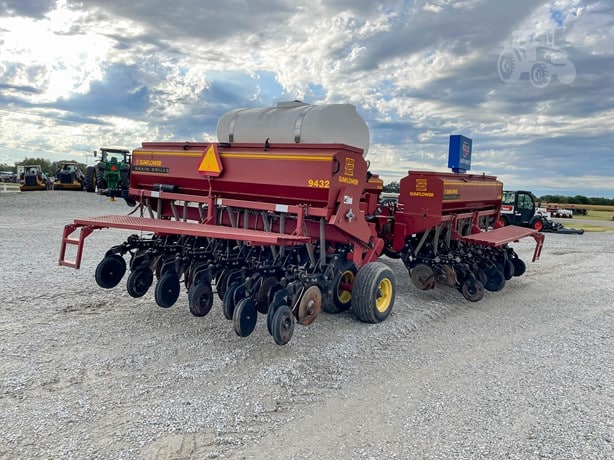 2000 Sunflower 9435-40 Planting - Grain Drill for sale — view 5