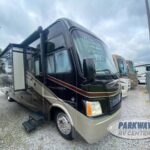 2013 Thor Class A - Gas Motorhome for sale — view 3