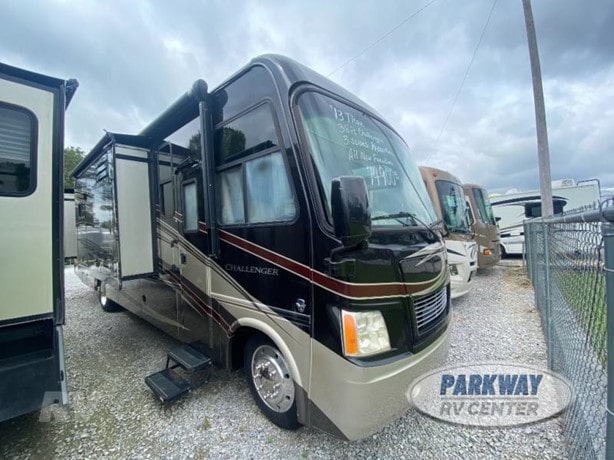 2013 Thor Class A - Gas Motorhome for sale — view 3
