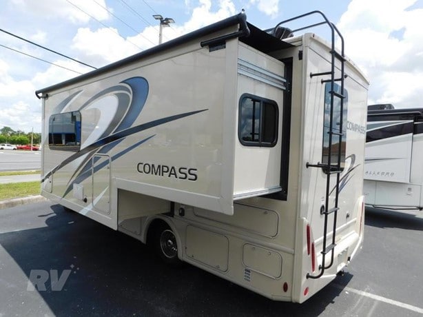 2020 Thor Class B+ Motorhome for sale — view 5