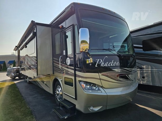 2015 Tiffin Phaeton 40AH Class A - Diesel Motorhome for sale