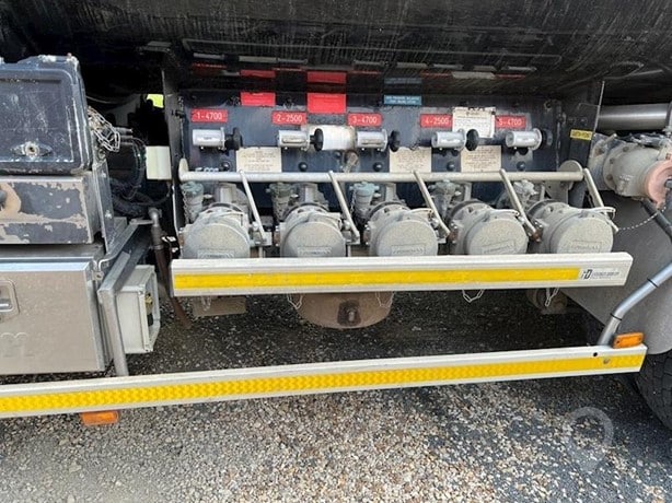 2008 Volvo Tanker Truck - Fuel for sale — view 5