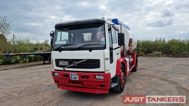 2006 Volvo Tanker Truck - Fuel for sale — view 3