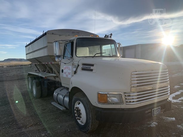 1995 Willmar Sideshooter 16 Tender - Dry for sale — view 3