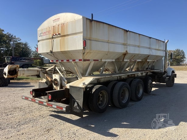 2003 Willmar Sideshooter 24 Tender - Dry for sale — view 5