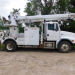2002 Altec Digger Derrick - Mounted for sale — view 2