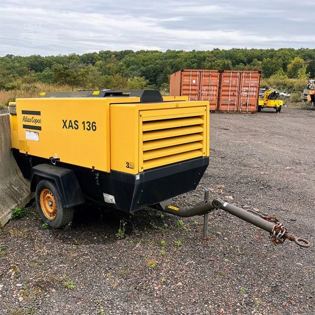 2005 Atlas Copco XAS136DD Compressor - Mobile for sale