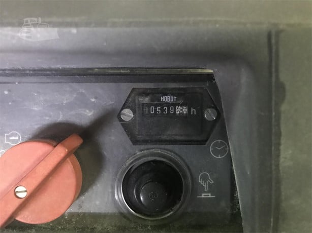 2016 Atlas Copco XAS185CD7 Compressor - Mobile for sale — view 5