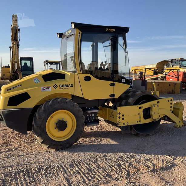 2022 Bomag Road - Compactor Padfoot for sale — view 2