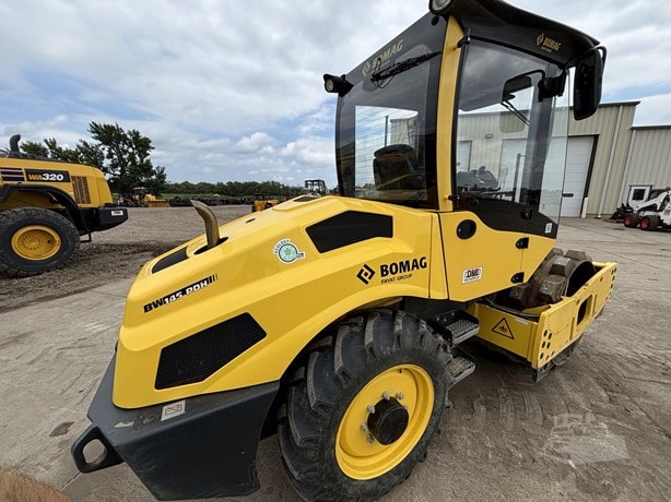 2023 Bomag Road - Compactor Padfoot for sale — view 2