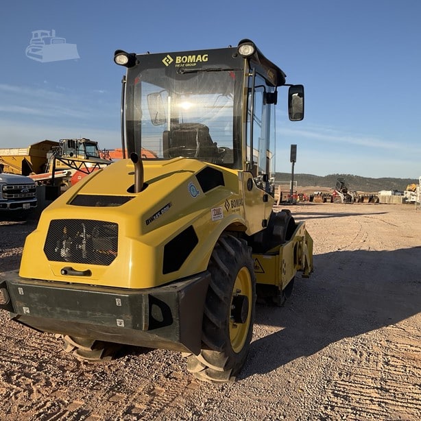 2022 Bomag Road - Compactor Padfoot for sale — view 3