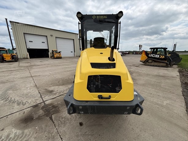 2023 Bomag Road - Compactor Padfoot for sale — view 3