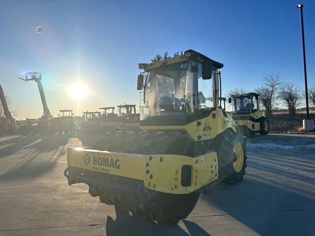 2017 Bomag Road - Compactor Padfoot for sale — view 3