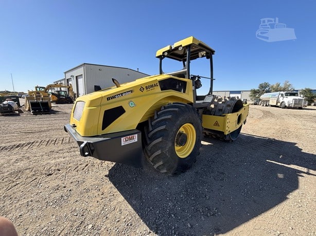 2024 Bomag Road - Compactor Padfoot for sale — view 3
