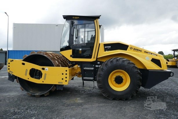2021 Bomag Road - Compactor Padfoot for sale — view 2