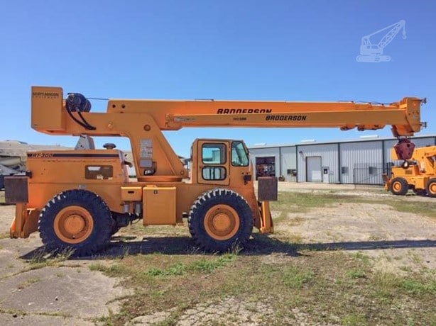 2012 Broderson RT300-2F Rough Terrain Crane for sale — view 3