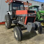 1985 Case IH Tractor - Wheel for sale — view 2