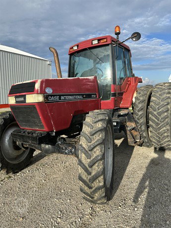 1995 Case IH Tractor - Wheel for sale — view 3