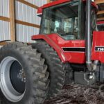 1989 Case IH Tractor - Wheel for sale — view 2