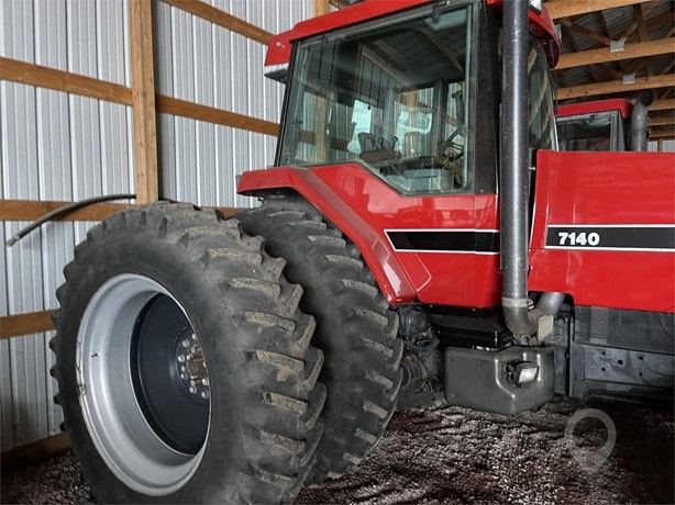 1989 Case IH Tractor - Wheel for sale — view 2