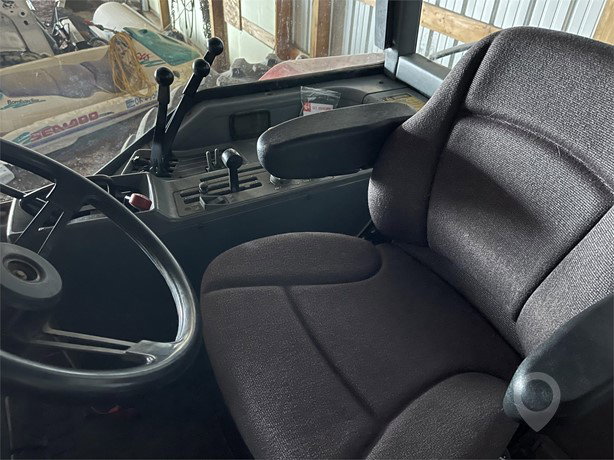 1989 Case IH Tractor - Wheel for sale — view 4