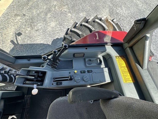 1998 Case IH Tractor - Wheel for sale — view 5