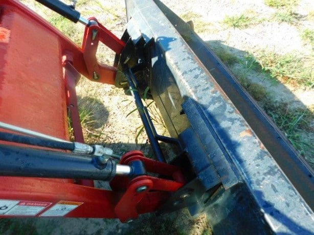 2015 Case IH Farmall 30C Tractor - Wheel for sale — view 5
