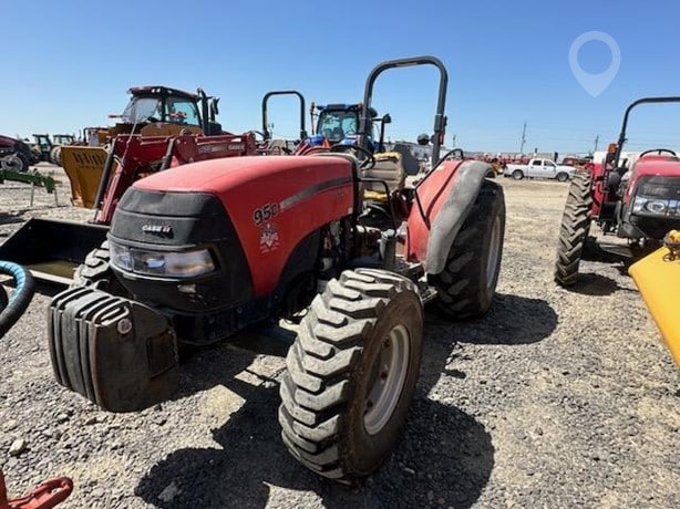 Case IH FARMALL 95C Tractor - Wheel for sale — view 2