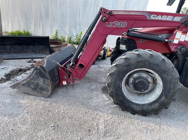 2006 Case IH JX1100U Tractor - Wheel for sale — view 2