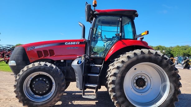 2018 Case IH Magnum 220 Tractor - Wheel for sale — view 2