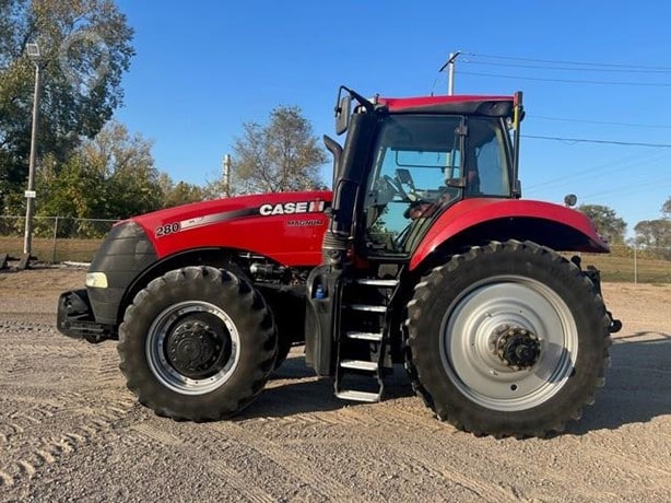 2016 Case IH Magnum 280 Tractor - Wheel for sale — view 2