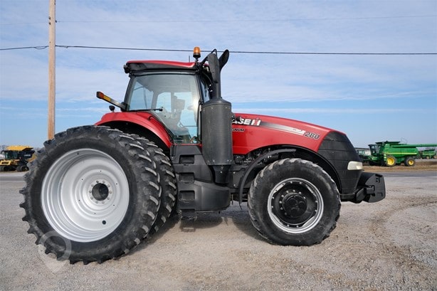 2015 Case IH Magnum 280 Tractor - Wheel for sale — view 4