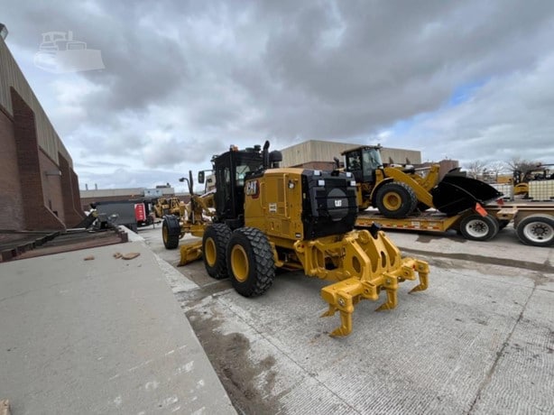 2024 Caterpillar 160 AWD Road - Motor Grader for sale — view 3
